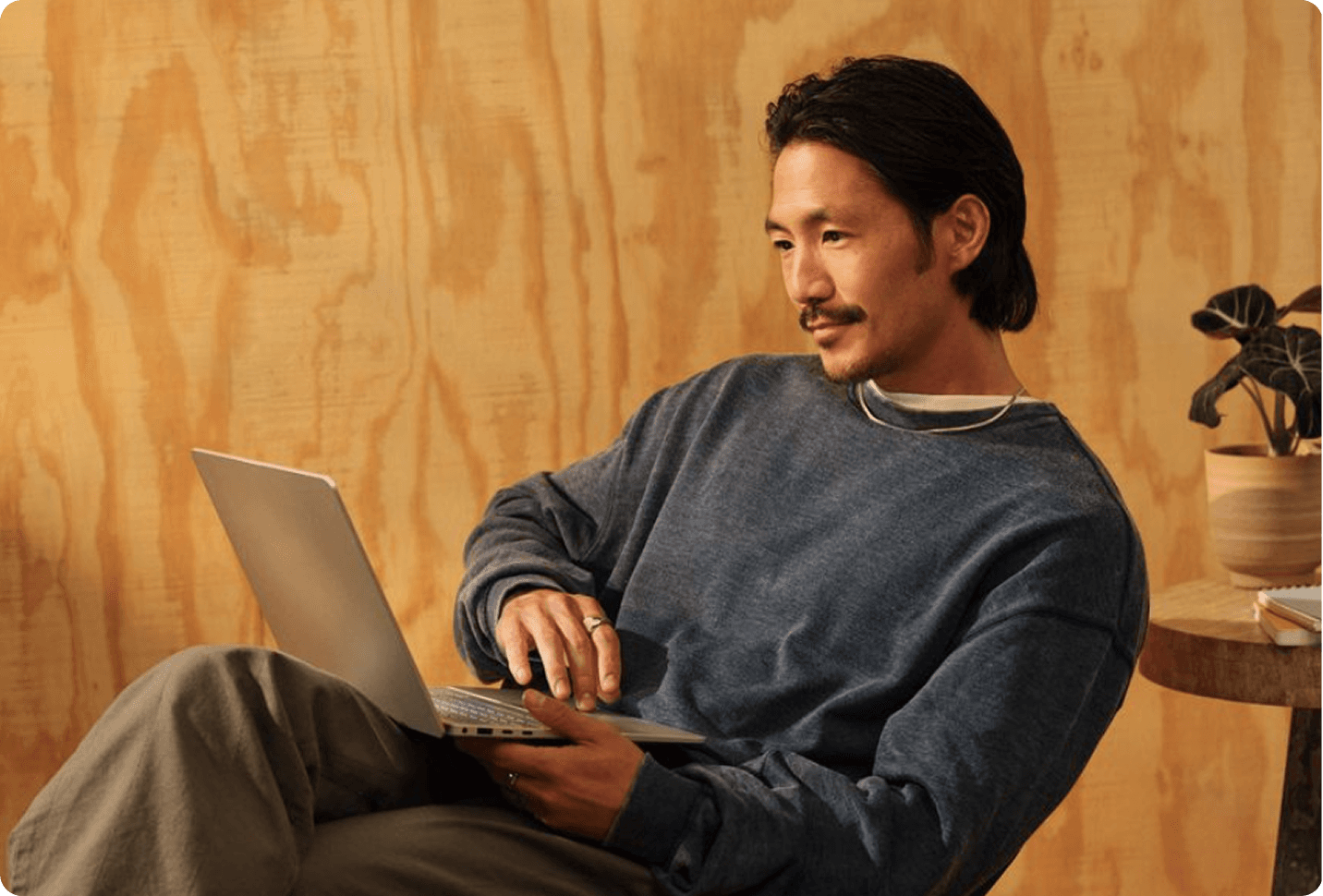 Dominik — designer